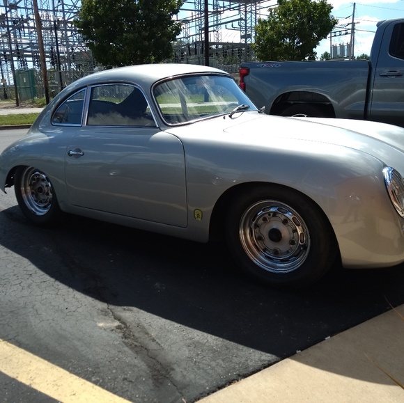 Meet your Posher, Jason - Picture 2 of 5